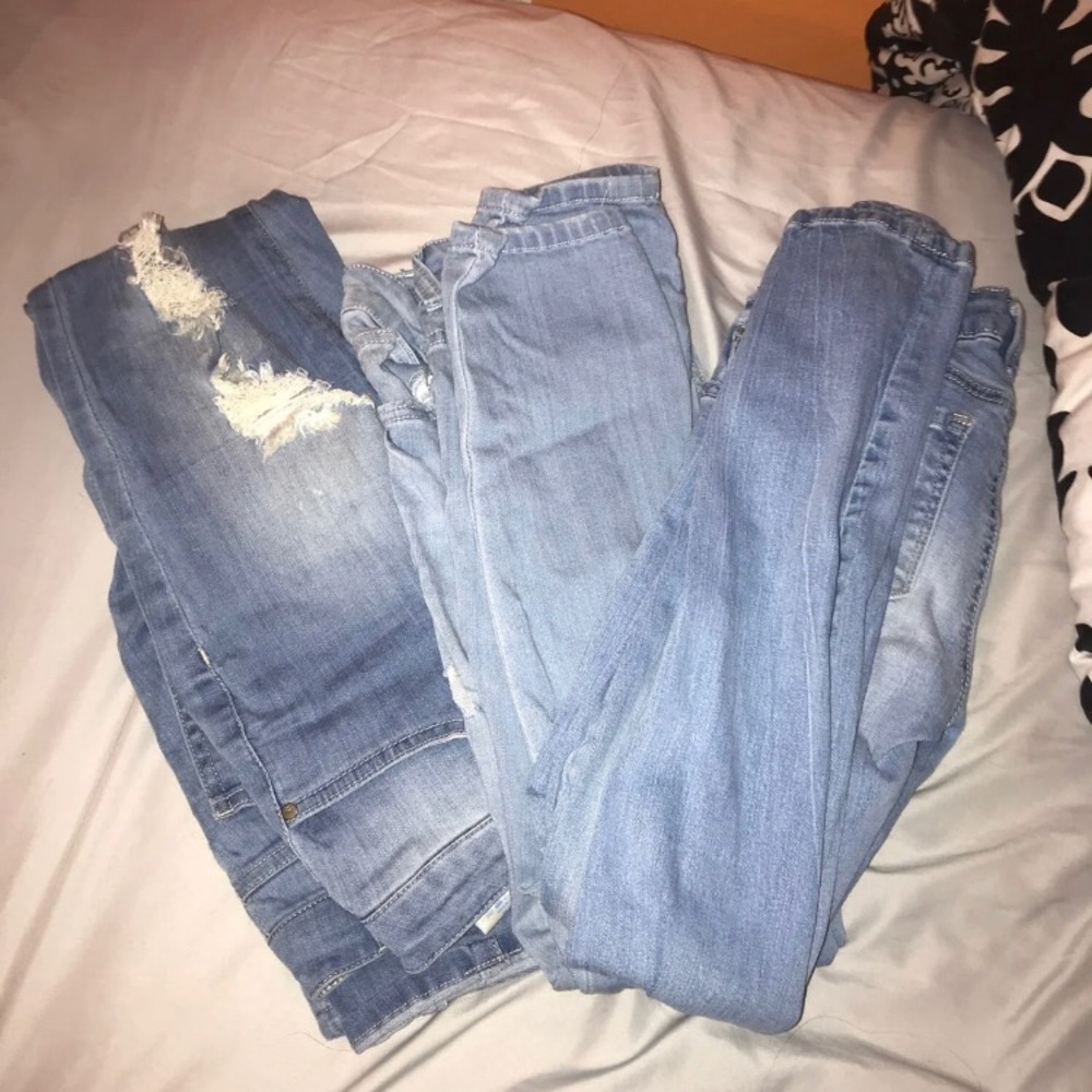 3 set of jeans